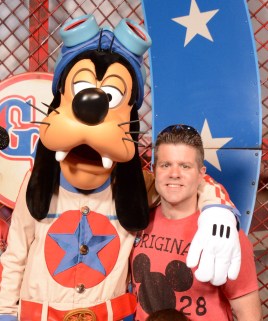 MK_SBCSIDESHOWGOOFINICHAR_20170521_8040212050